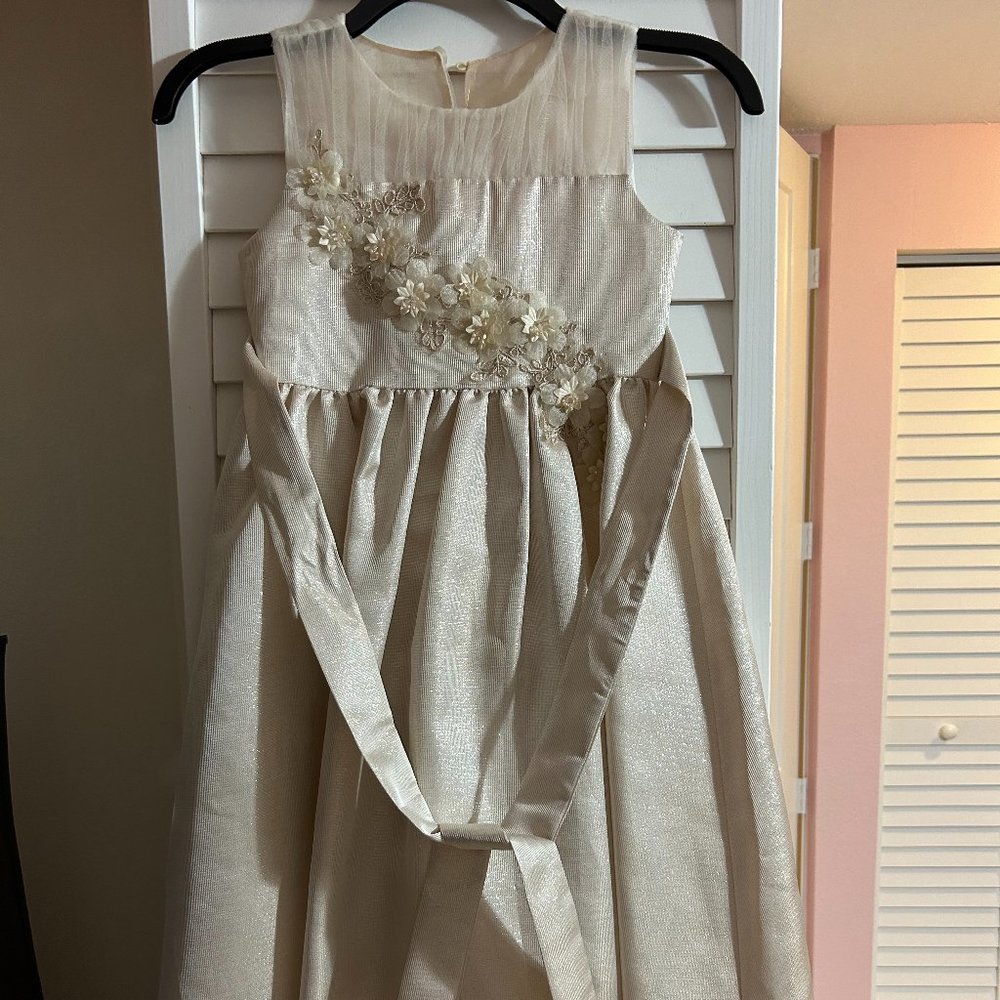 Gorgeous beige dress